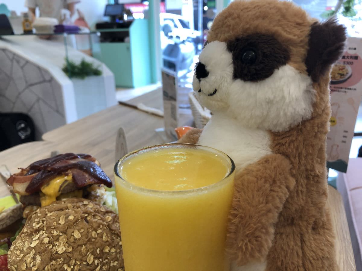 台北松山區。Meerkat75 Café – 75度獴主題餐廳 || 與超萌狐獴近距離互動下午茶 - 第36張圖