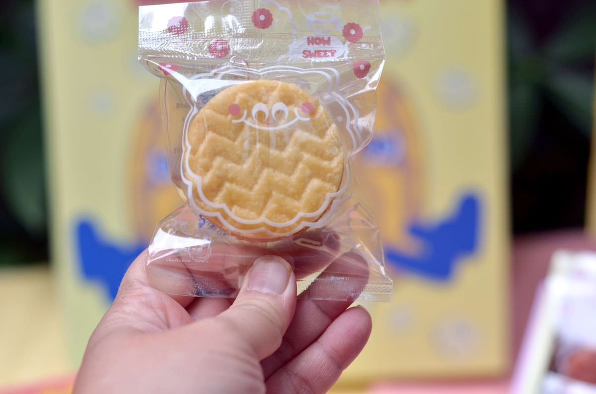 吃貨開箱。透明烤箱 || 厚酥派禮盒,酥脆派餅與濃郁綿密的手工奶酥結合,讓吃貨們的甜點胃得到幸福歡愉的時光 - 第5張圖