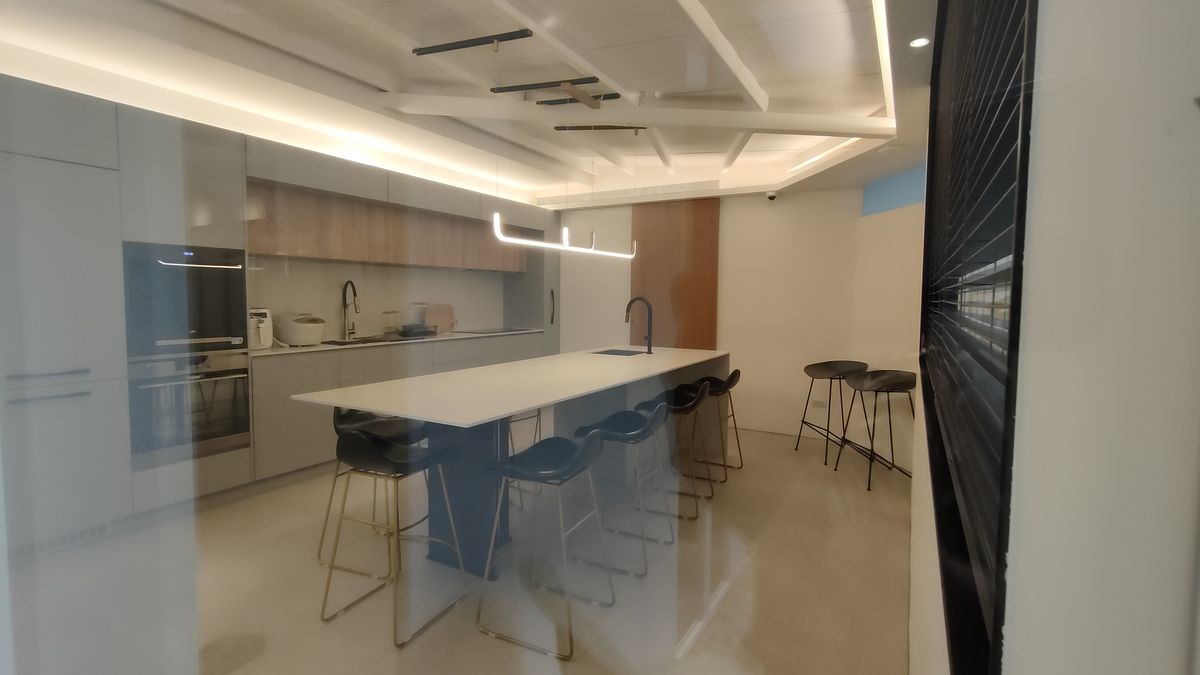 台北松山區。Rendezvous秘點 || 你我相遇的秘密基地,集咖啡、藝廊、廚藝教室、會議室、戶外庭園的多功能場地租借共享空間 - 第11張圖