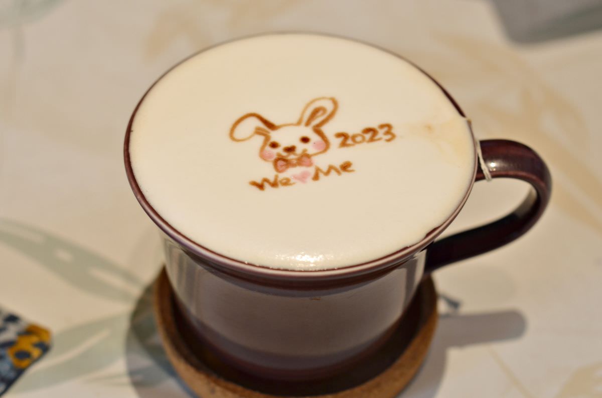 台北信義區。We&Me Cafe || 信義區早午餐全天侯享用,窗邊就能欣賞101大樓城市景色 - 第21張圖