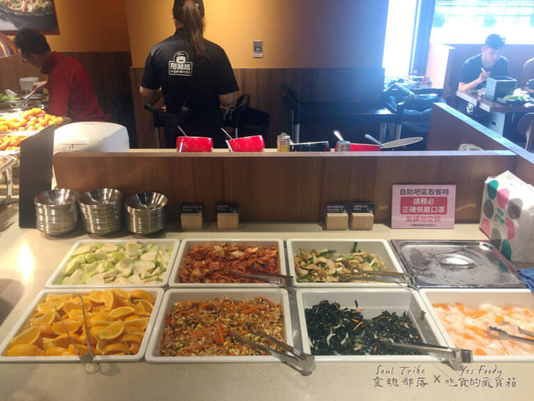 新北新店區。碧潭廣場阿豬媽韓式烤肉吃到飽 || 肥美五花肉烤到吱吱作響香氣四溢 - 第23張圖