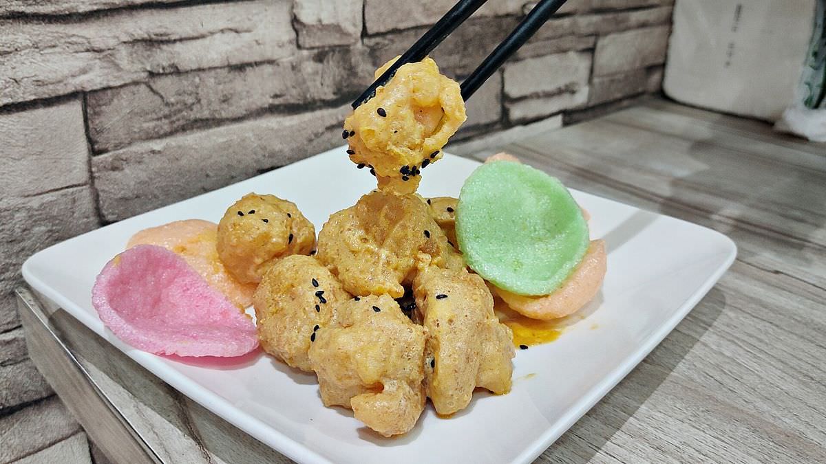 新北市中和區。就炒飯 || 中和興南夜市的好吃炒飯炒河粉,美味熱炒平價享用 - 第27張圖