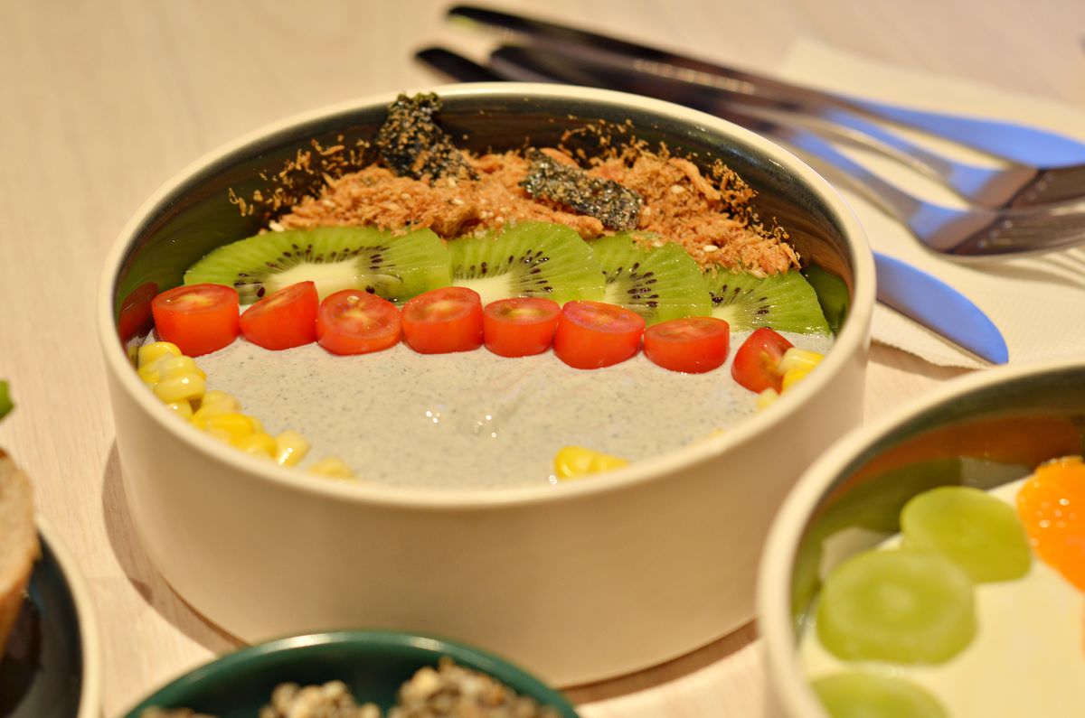 台北市信義區。BEAN U Plant Cafe || 來嚐繽紛蔬食的豆奶優格碗,松菸咖啡廳必嚐早午餐口袋名單 - 第8張圖