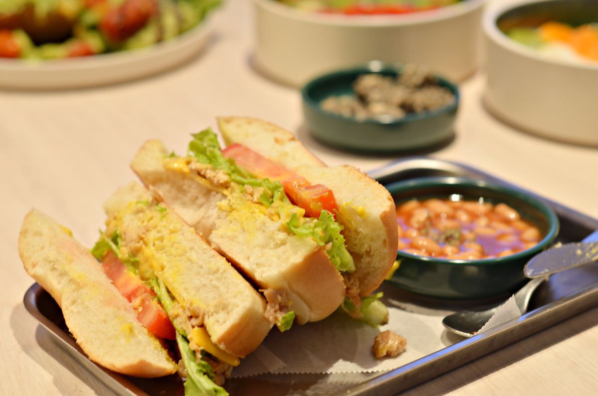 台北市信義區。BEAN U Plant Cafe || 來嚐繽紛蔬食的豆奶優格碗,松菸咖啡廳必嚐早午餐口袋名單 - 第15張圖