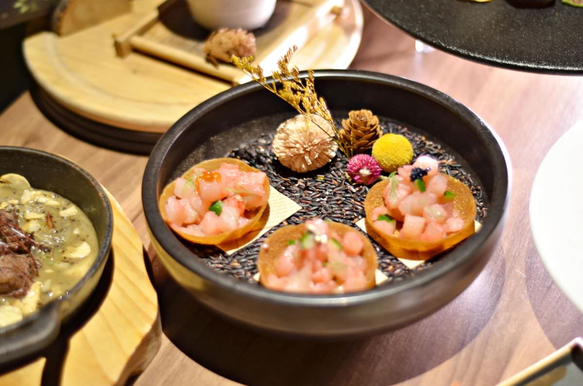 台北市大安區。離城放感情 || 慵懶氛圍感滿點的老宅餐酒館,六張犁聚餐必收口袋名單 - 第13張圖