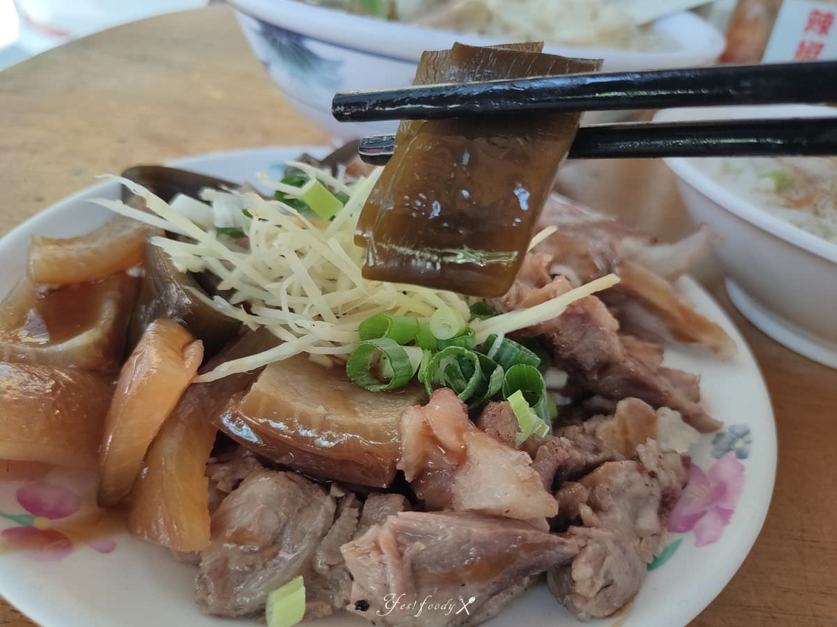 新北新店區。秀英壹零麵食 || 樸實在地40年以上人情味滿滿小麵攤 - 第8張圖