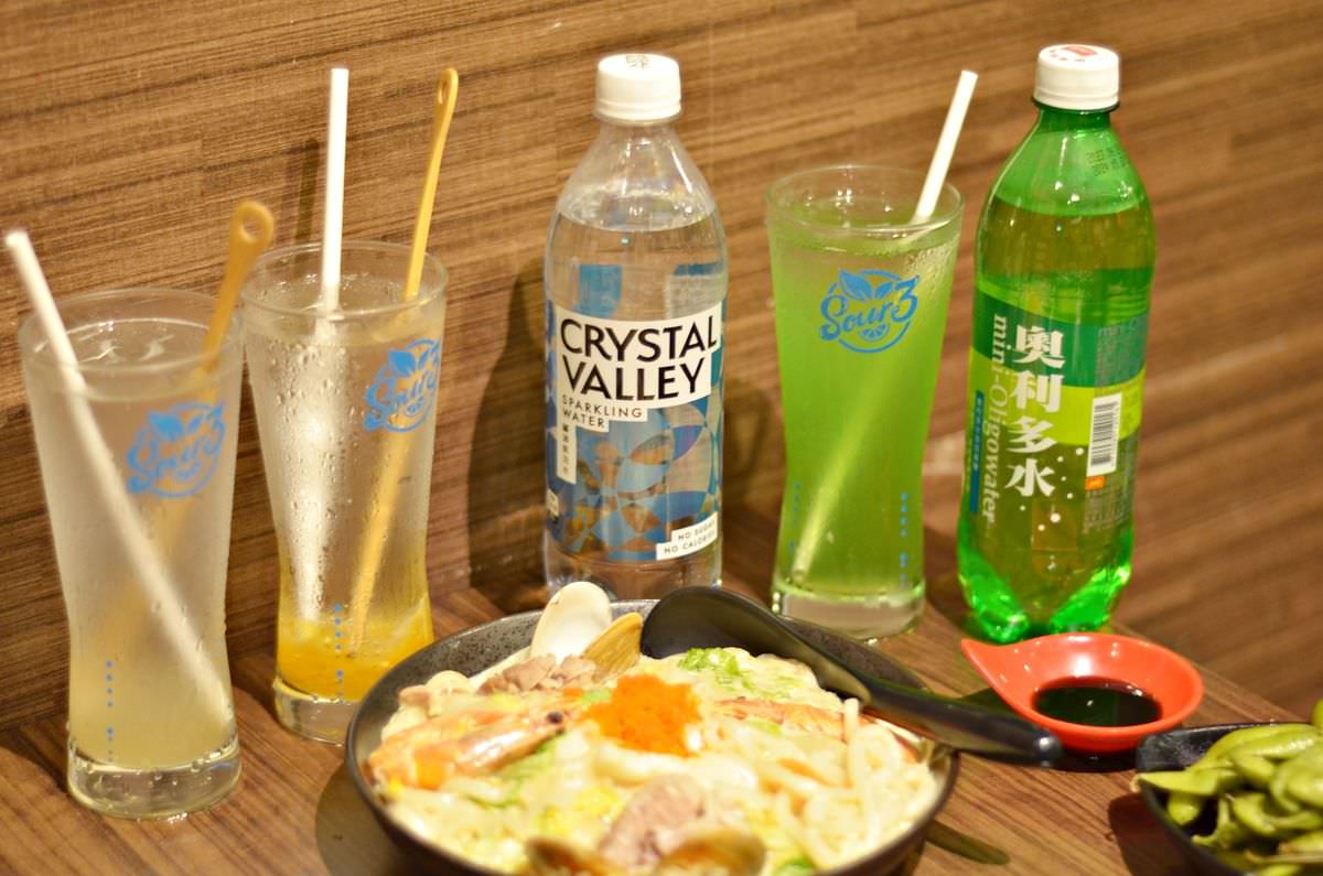 吃貨開箱。礦沛氣泡水與奧利多水 || 夏天消暑經典雙搭,綿密氣泡感口感豐富。金車線上購享獨家優惠超划算 - 第1張圖