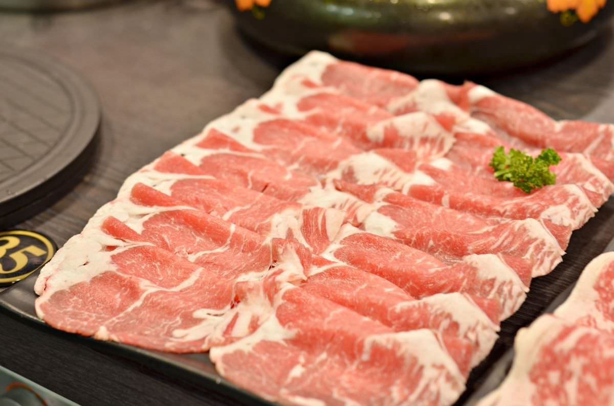 台北市萬華區。94咖哩孃-萬大鍋物店 || 獨門特製咖哩湯頭,悠閒享用慢活鍋物、蔬食自助吧吃到飽 - 第21張圖