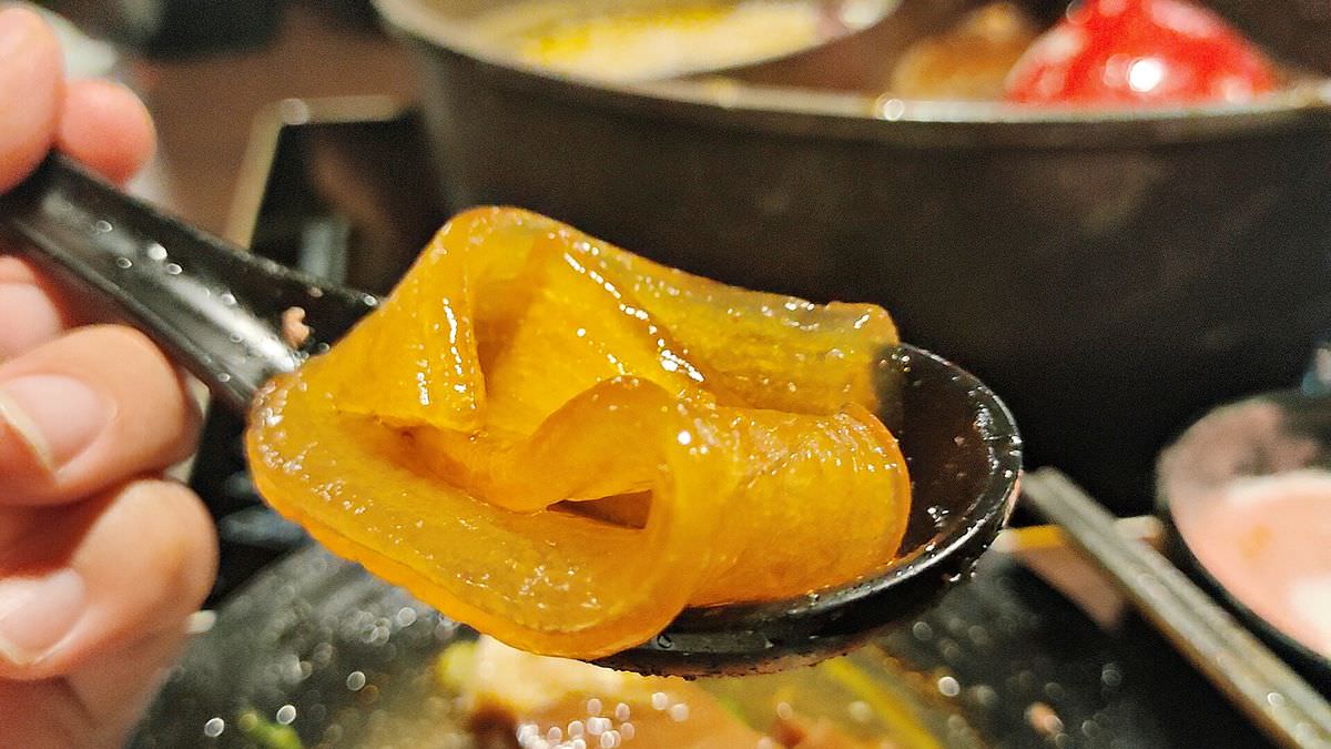 台北文山區。鼎豐麻辣鴛鴦火鍋 || 火烤兩吃百種食材霸氣供應,公館吃到飽聚餐好選擇 - 第30張圖 台北文山區。鼎豐麻辣鴛鴦火鍋 || 火烤兩吃百種食材霸氣供應,公館吃到飽聚餐好選擇
