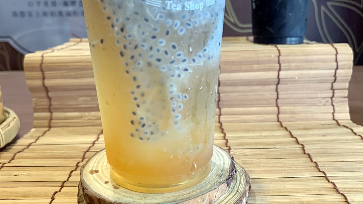 台北市中山區。滿上-仙草愛玉茶飲專賣店 || 傳承4代百年職人古法熬煉的仙草,阿里山種植天然愛玉,中山手搖飲精選台灣在地好物,夏日必嚐的清涼滋味 - 第10張圖