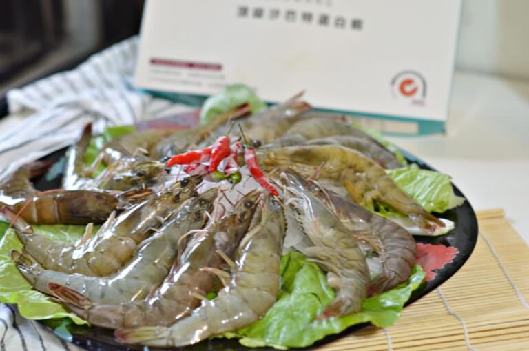 吃貨開箱。海老王嚴選水產 || 馬來西亞沙巴進口特級白蝦,專業養殖品質,在家品嘗鮮美的海味超方便 - 第1張圖