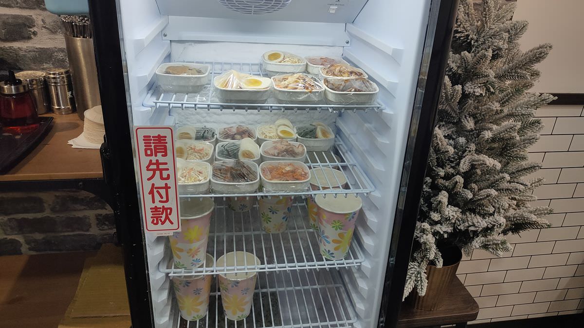 新北新莊區。佳佳香鍋貼幸福店 || 新莊鍋貼美味新選擇,永和人氣老店來啦 - 第26張圖