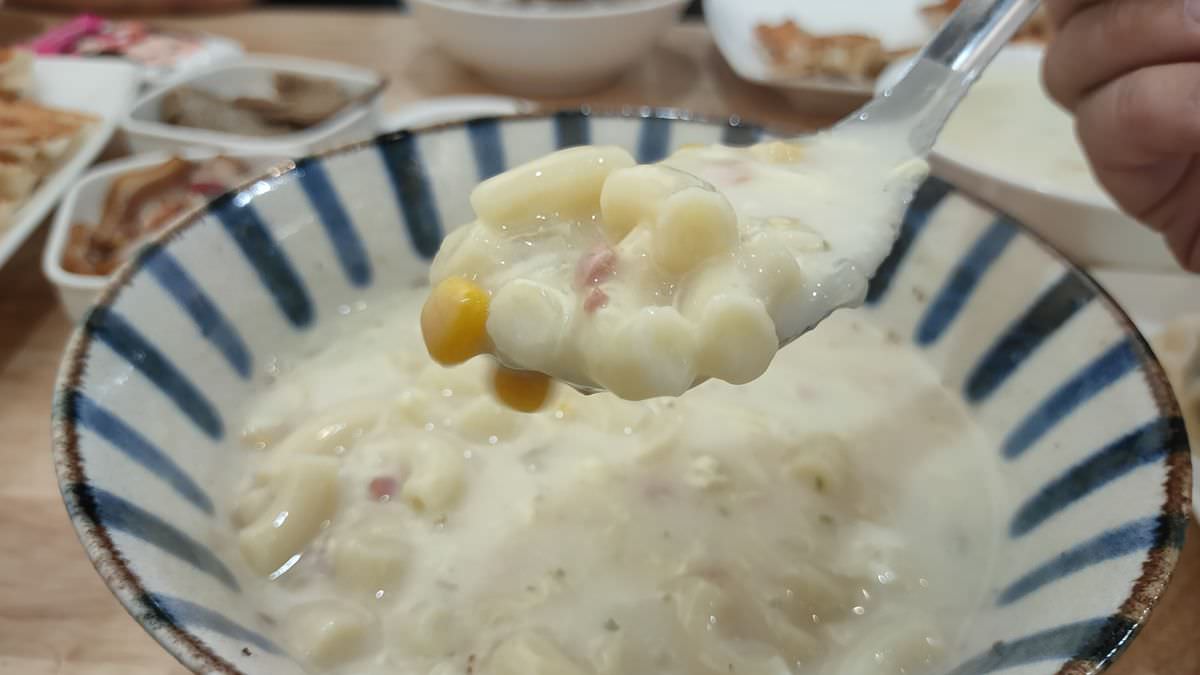 新北新莊區。佳佳香鍋貼幸福店 || 新莊鍋貼美味新選擇,永和人氣老店來啦 - 第17張圖