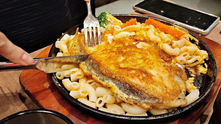 桃園市中壢區。JT 吉蒂牛排 || 大口吃肉最過癮,中壢、青埔牛排愛好者必吃 - 第13張圖 桃園市中壢區。JT 吉蒂牛排 || 大口吃肉最過癮,中壢、青埔牛排愛好者必吃