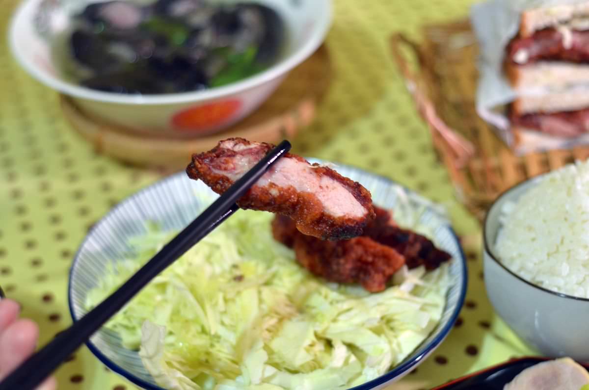 吃貨開箱。巧活食品 || 大廚料理方便菜,華陀雞去骨雞腿肉+川味花椒雞肉香腸+能量豬紅糟肉排!讓吃貨品味到健康與美味的結合!圍爐年菜單品推薦 - 第12張圖