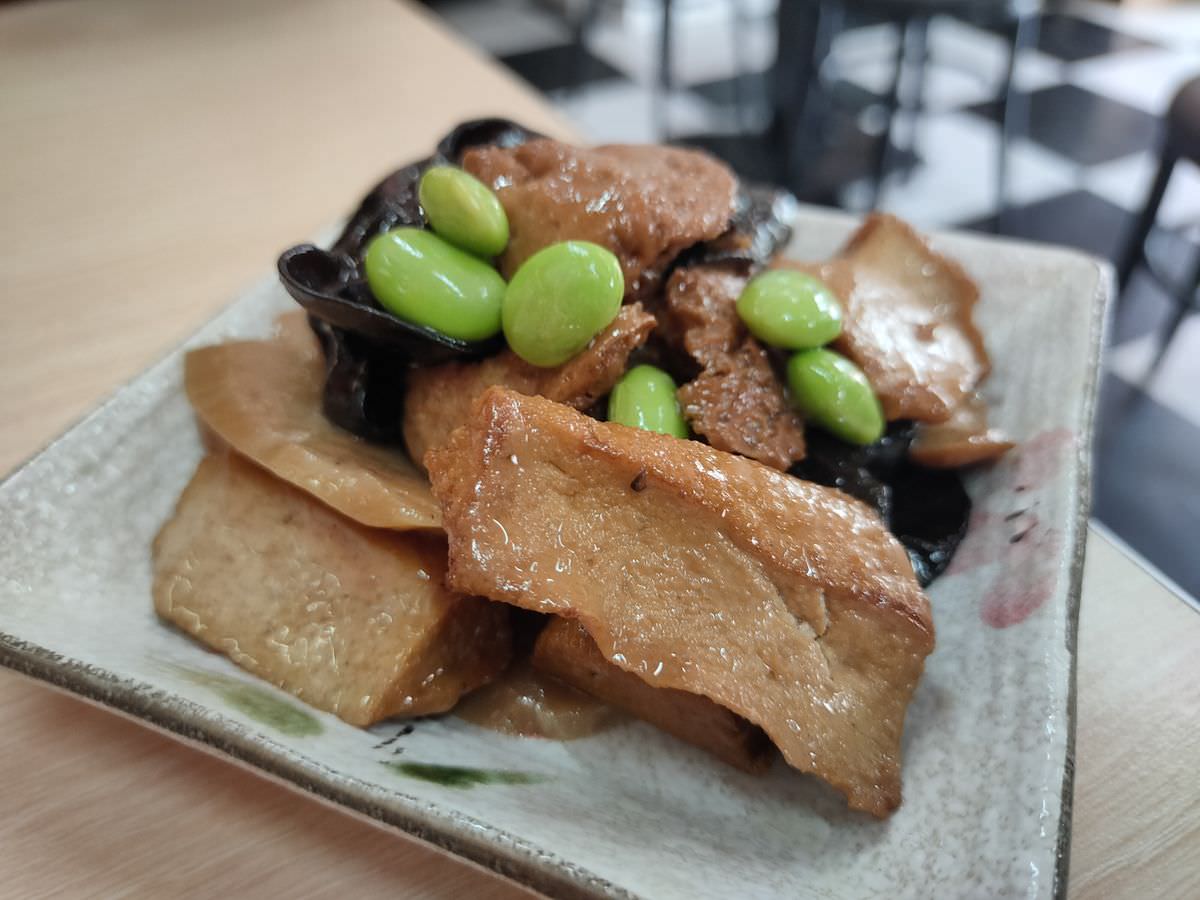 新北新店區。嗑餃子 || 碧潭旁的巨大爆汁韭黃鍋貼 - 第19張圖