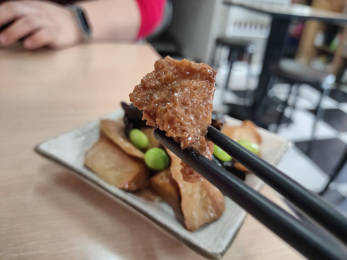 新北新店區。嗑餃子 || 碧潭旁的巨大爆汁韭黃鍋貼 - 第20張圖