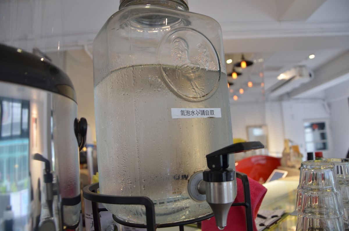 台北大安區。失物招領咖啡館 Lost and Found it cafe(已歇業) || 隱身在二樓的白色空間,藏滿美味甜點與飲品的好所在 - 第14張圖