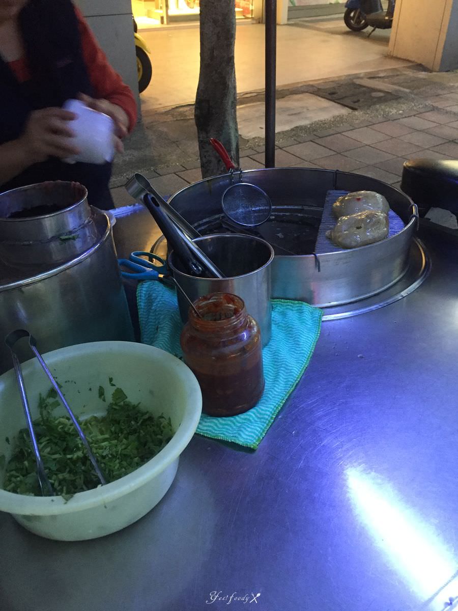 新北新店區。肉圓李 || 每日限量100顆的肉圓小攤車,想吃只能看緣份 - 第5張圖