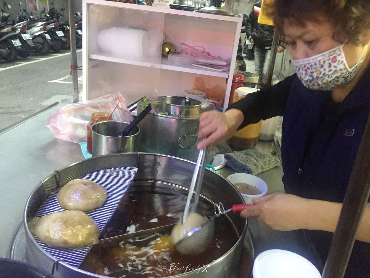 新北新店區。肉圓李 || 每日限量100顆的肉圓小攤車,想吃只能看緣份 - 第6張圖
