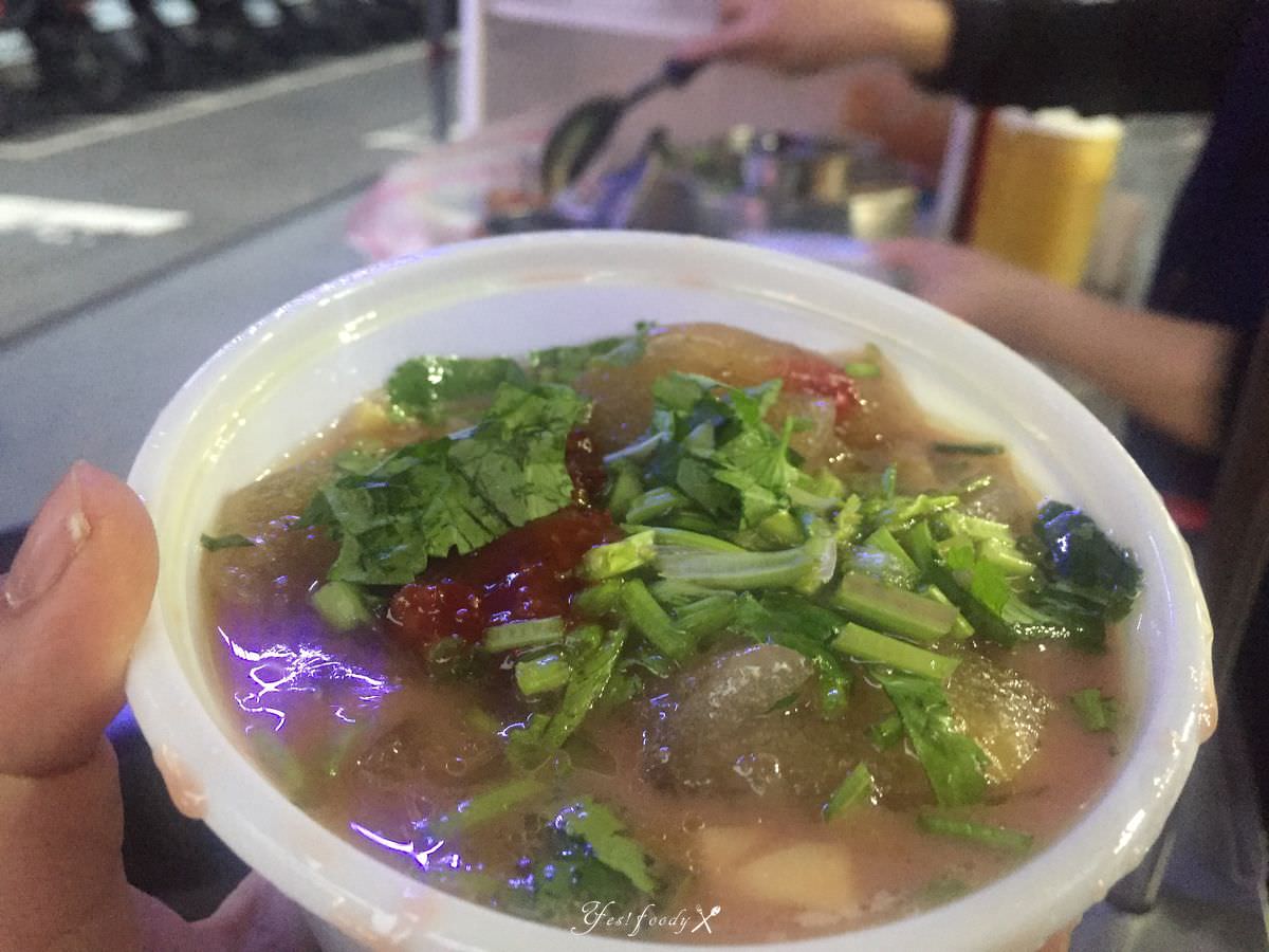 新北新店區。肉圓李 || 每日限量100顆的肉圓小攤車,想吃只能看緣份 - 第9張圖