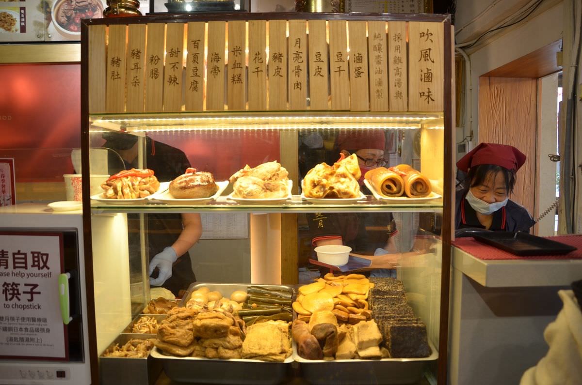 台北市中正區。雙月食品社(青島分店) || 功夫湯品好迷人,必吃米其林必比登推薦餐廳 - 第23張圖
