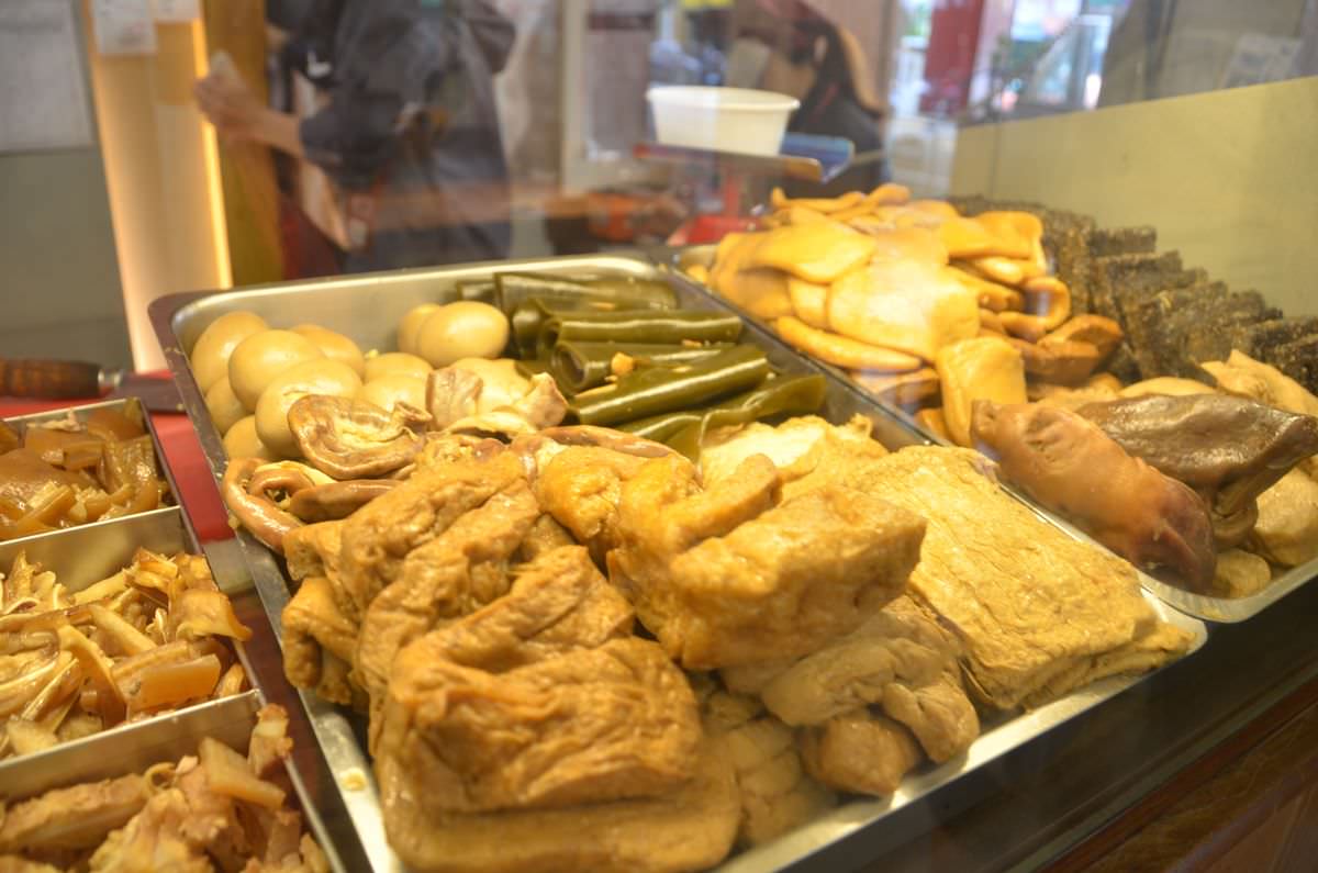 台北市中正區。雙月食品社(青島分店) || 功夫湯品好迷人,必吃米其林必比登推薦餐廳 - 第27張圖