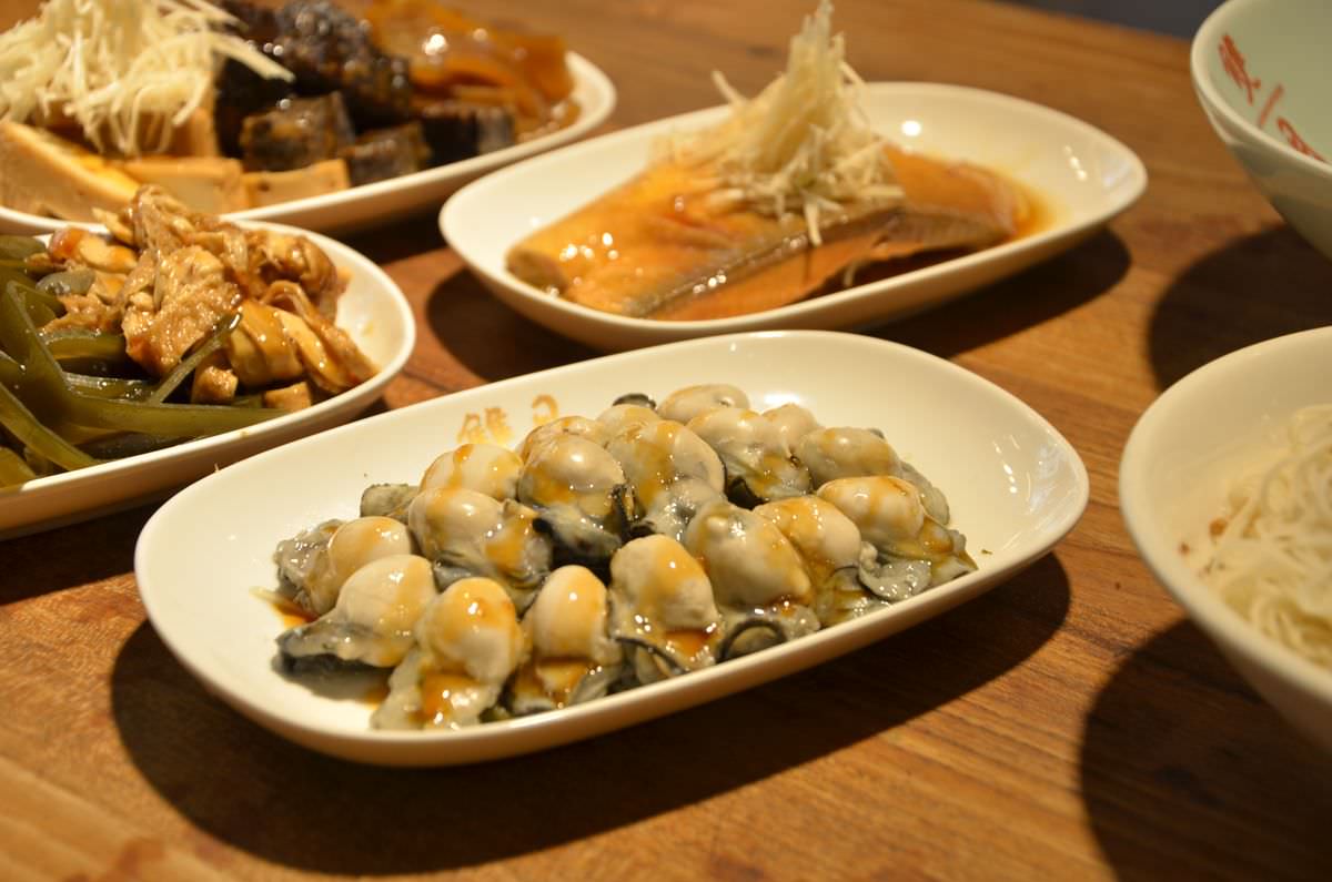 台北市中正區。雙月食品社(青島分店) || 功夫湯品好迷人,必吃米其林必比登推薦餐廳 - 第19張圖