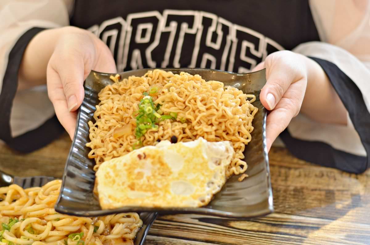 桃園中壢區。醬饌燒肉蛋吐司 || 一醬入魂燒肉蛋吐司,傳承父親烤肉攤秘製醬汁好風味,中壢內壢早午餐 - 第15張圖