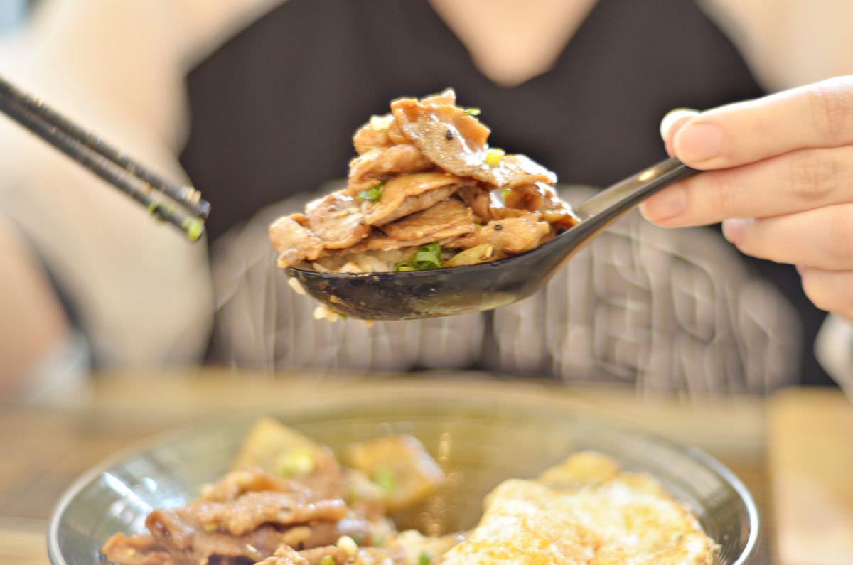 桃園中壢區。醬饌燒肉蛋吐司 || 一醬入魂燒肉蛋吐司,傳承父親烤肉攤秘製醬汁好風味,中壢內壢早午餐 - 第10張圖