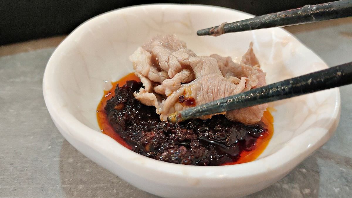 十聚秘製椒麻醬 || 為嗜辣吃貨的料理加點椒香麻辣暢快感。傳承重慶老師傅道地手藝。 - 第11張圖