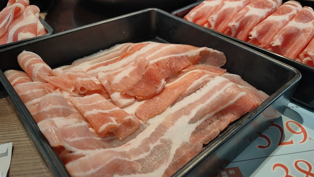 新北市中和區。食尚吃到飽涮涮鍋 || 肉肉控快來征服霸王肉山,中和吃到飽火鍋8款嚴選原肉現點現切無限爽吃 - 第10張圖