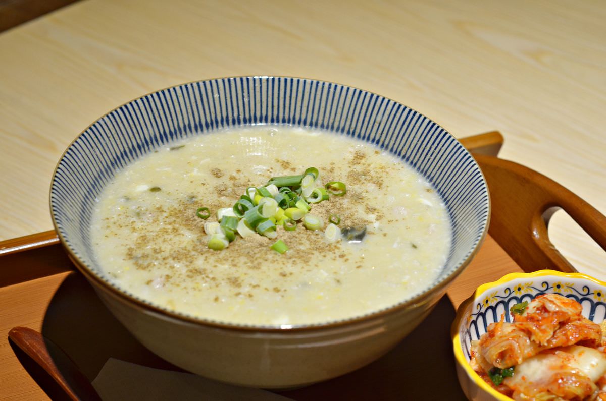 新北市板橋區。煨煨小米 || 主打原型的食材,用心呈現好粥的風味,還有韓式道地小吃讓吃貨有多樣選擇 - 第11張圖