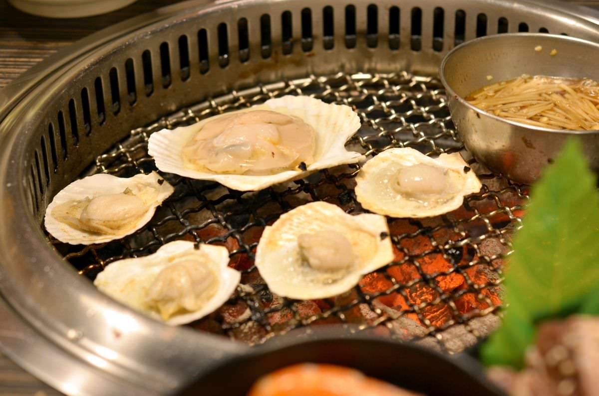新北市新店區。燒肉眾 || 安坑燒肉吃到飽,50元銅板價大升級7品海陸好料,燒肉眾13周年慶,生日號碼對對碰快來試好運 - 第4張圖