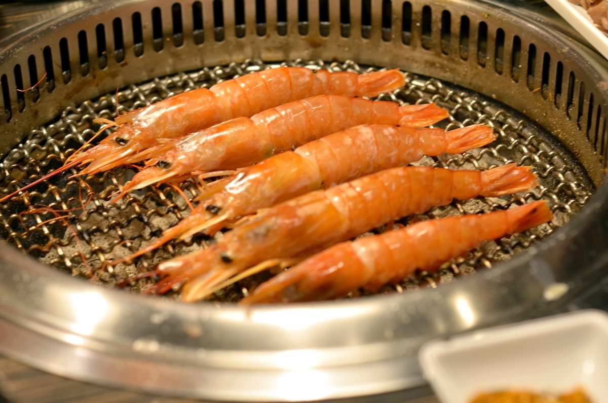 新北市新店區。燒肉眾 || 安坑燒肉吃到飽,50元銅板價大升級7品海陸好料,燒肉眾13周年慶,生日號碼對對碰快來試好運 - 第17張圖