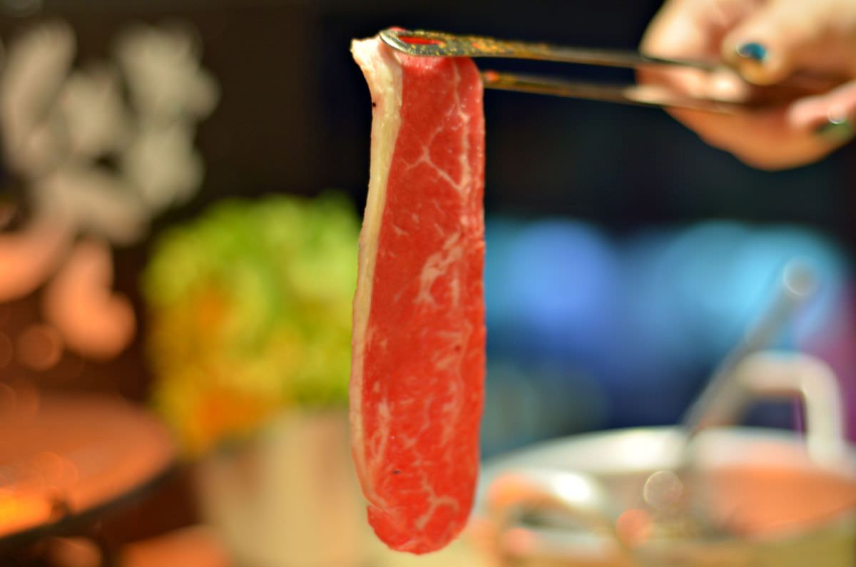 桃園市桃園區。燒桶子韓食烤肉(桃園統領店) || 品味優質肉品與海鮮的韓風美味烤肉盛宴,親朋好友桃園聚餐首選 - 第13張圖