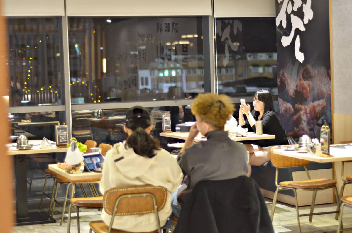 桃園市桃園區。燒桶子韓食烤肉(桃園統領店) || 品味優質肉品與海鮮的韓風美味烤肉盛宴,親朋好友桃園聚餐首選 - 第4張圖
