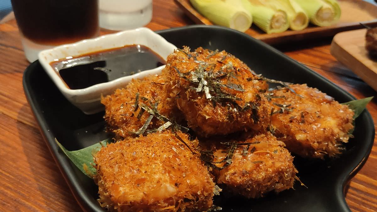 新北土城區。崧匠燒鳥屋台 || 土城串燒居酒屋,深夜美味日式串燒、甜點,滿足每個吃貨的胃!! - 第15張圖