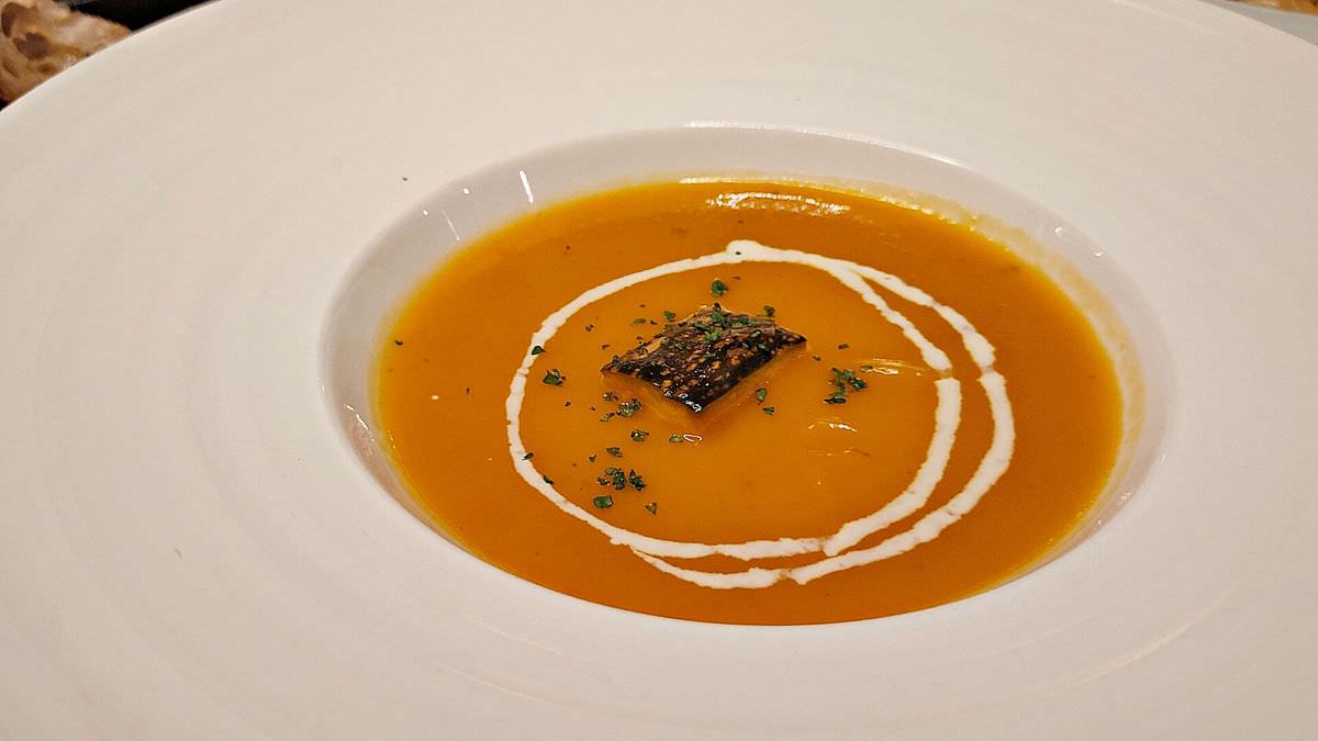 台北大安區。uMeal Bistro公館店 || 經典套餐+寵物友善,台北公館餐酒館聚餐好去處 - 第13張圖