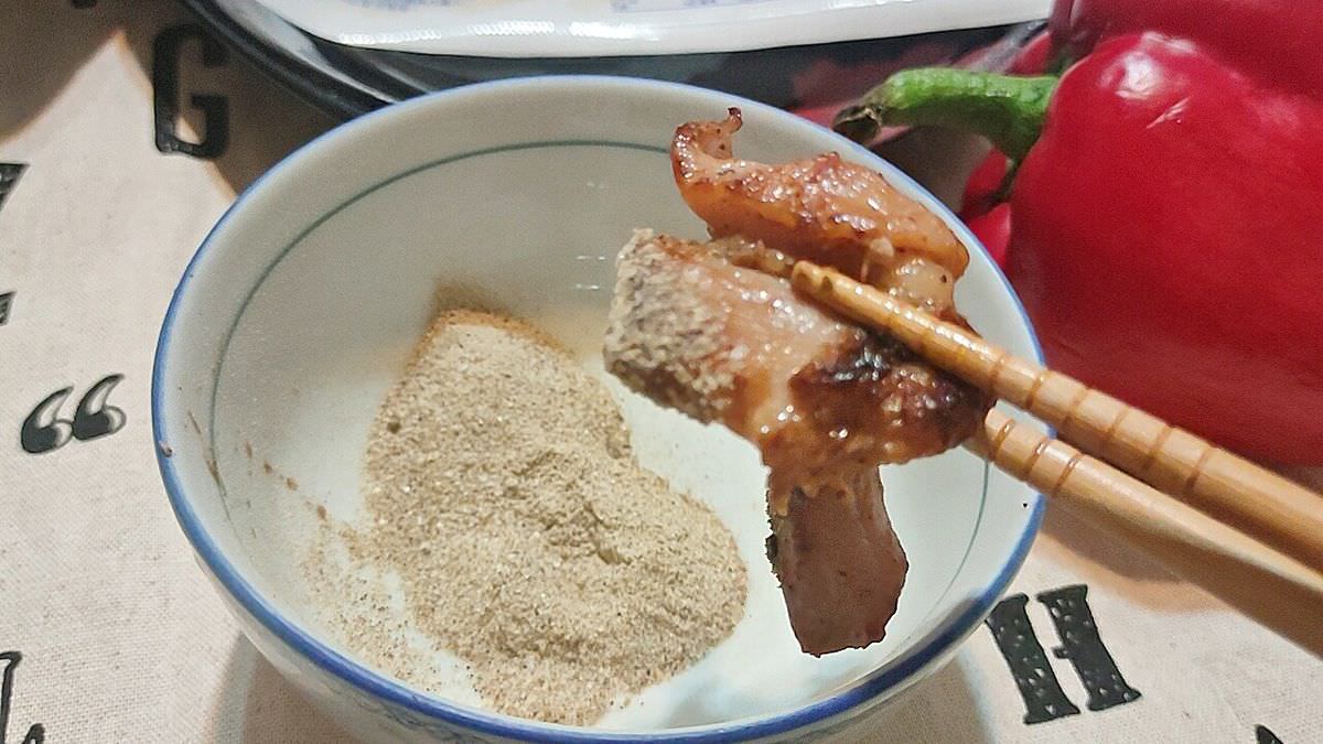吃貨開箱。火山岩燒肉 || 中秋烤肉-50盎司特盛奢華組,滿滿12樣海陸豐盛好料,中秋宅配燒烤推薦 - 第30張圖