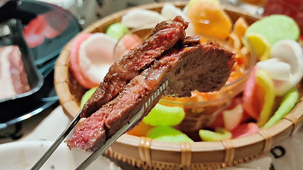 吃貨開箱。火山岩燒肉 || 中秋烤肉-50盎司特盛奢華組,滿滿12樣海陸豐盛好料,中秋宅配燒烤推薦 - 第7張圖