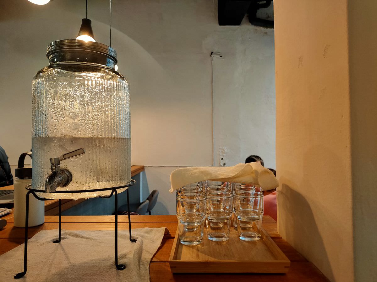 台北市大同區。壹站咖啡Station & Cafe(已歇業/可改至2店&3店) ||清晨到深夜的不限時咖啡廳,屬於你的第二工作空間 - 第17張圖
