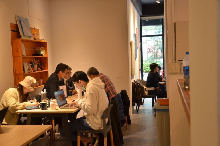 台北市大同區。壹站咖啡Station & Cafe(已歇業/可改至2店&3店) ||清晨到深夜的不限時咖啡廳,屬於你的第二工作空間 - 第4張圖