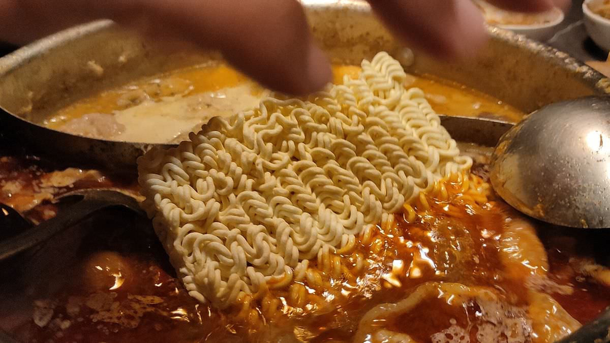 台北市大同區。心心麻辣鍋 || 頂級和牛、生猛海味一次通通擁有吃到飽。超香濃黑松露牛奶鍋大人小孩通通愛 - 第29張圖