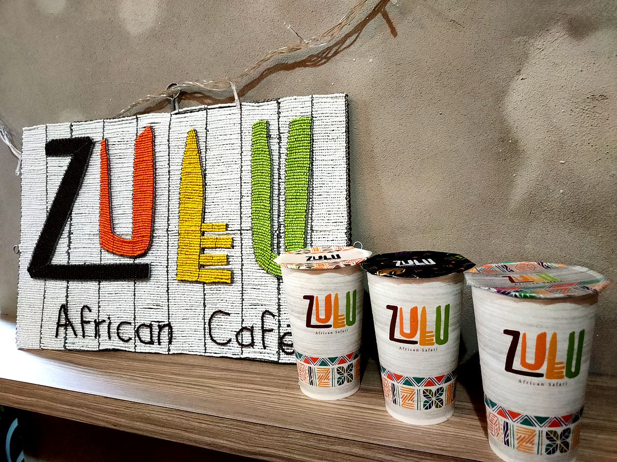台北大同區。ZULU Cafe(已歇業) || 柑橘冰咖啡一口喝進夏日清新滋味,結合東、西方文化把對生命與大自然的熱愛粹鍊在飲品之中 - 第6張圖
